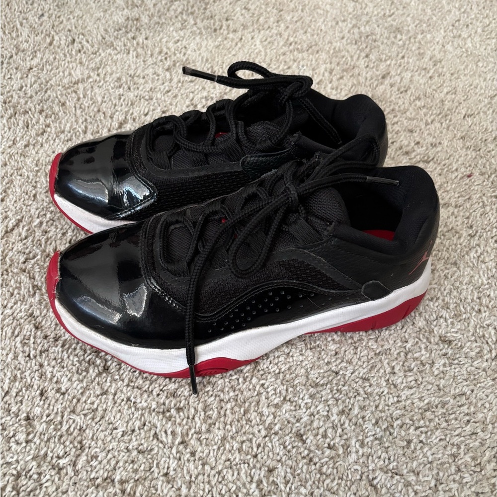 Air Jordan 11 CMFT Low GS 'Bred'